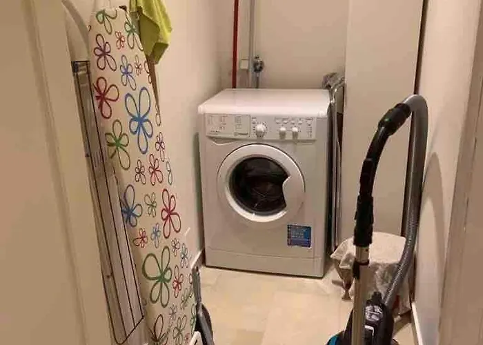 Modern 1br By Rochusmarkt Walk To Center Appartement