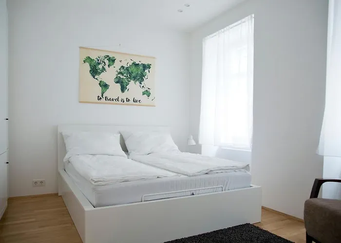Modern 1br By Rochusmarkt Walk To Center