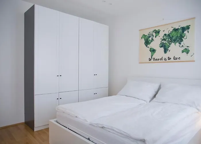Modern 1br By Rochusmarkt Walk To Center *