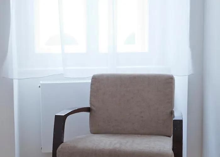 Modern 1br By Rochusmarkt Walk To Center *