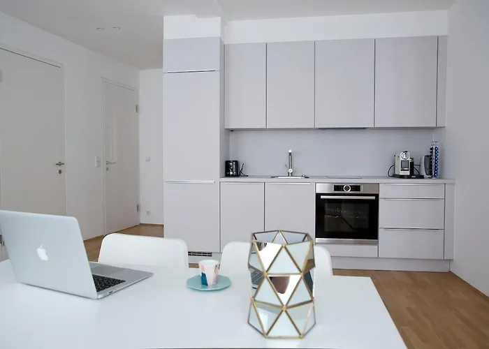 Modern 1br By Rochusmarkt Walk To Center